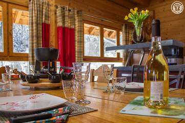 Gîte for 9 Guests in Villarembert, Western Alps, Picture 4