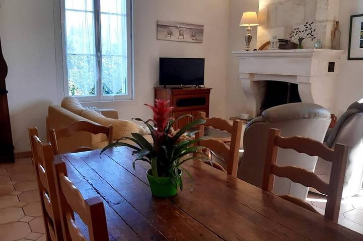 Gîte pour 7 personnes, avec jardin à Saint-Loubès - 2