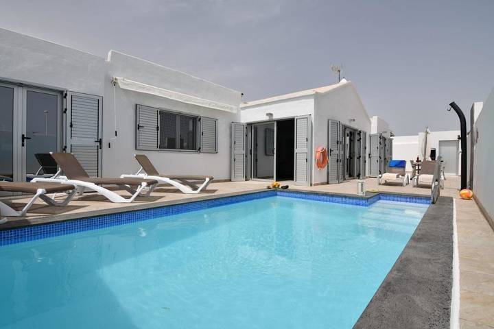 Chalet para 8 personas, con piscina y terraza en Lanzarote - 3