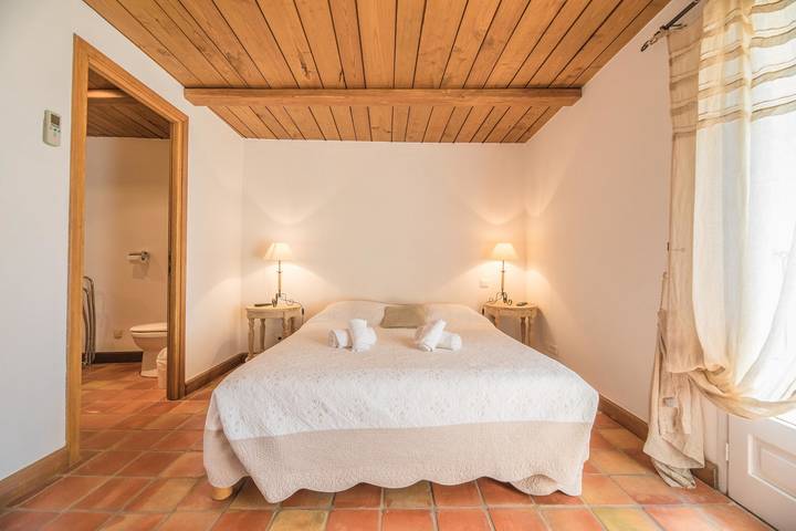 Villa pour 6 personnes, avec terrasse ainsi que jardin et piscine, animaux acceptés en Corse - 4