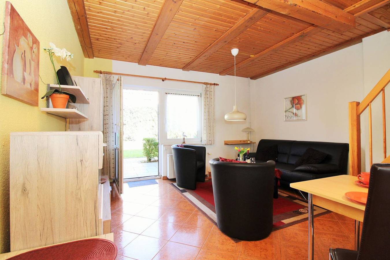 Entire apartment, Haus Birkentraum We 2: strandnahe und freundliche 2-Zimmer-Fewo mit Terrasse in Kühlungsborn, Baltic sea of Mecklenburg