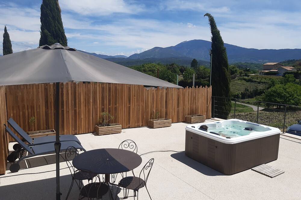 Gîte Le Colombier in Crestet, Parc naturel régional du Mont-Ventoux
