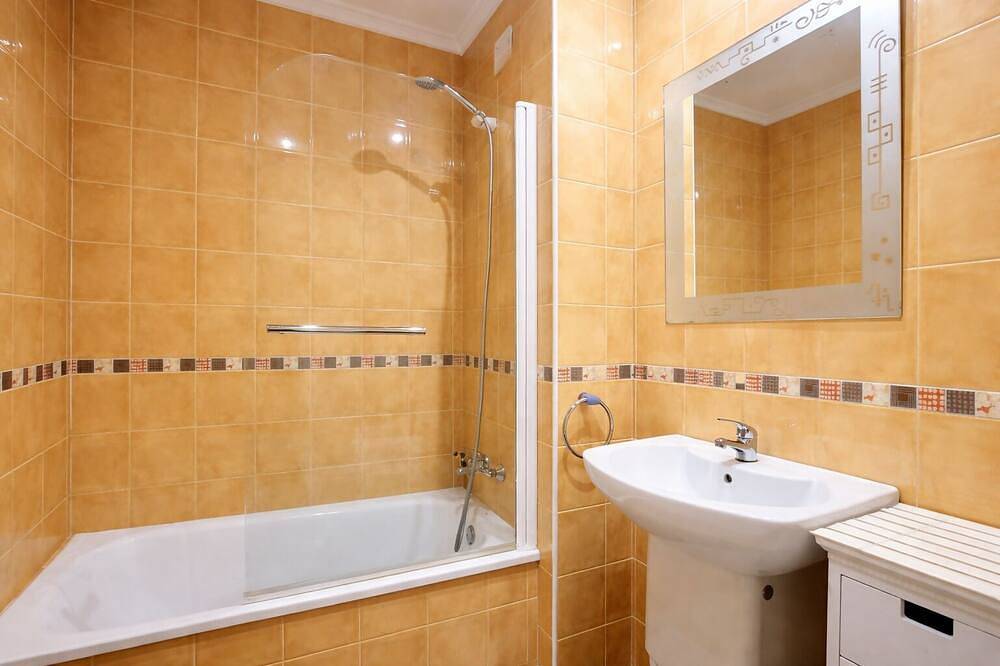 Entire apartment, Apartamento Casa Enol in Pancar (Asturias), Llanes
