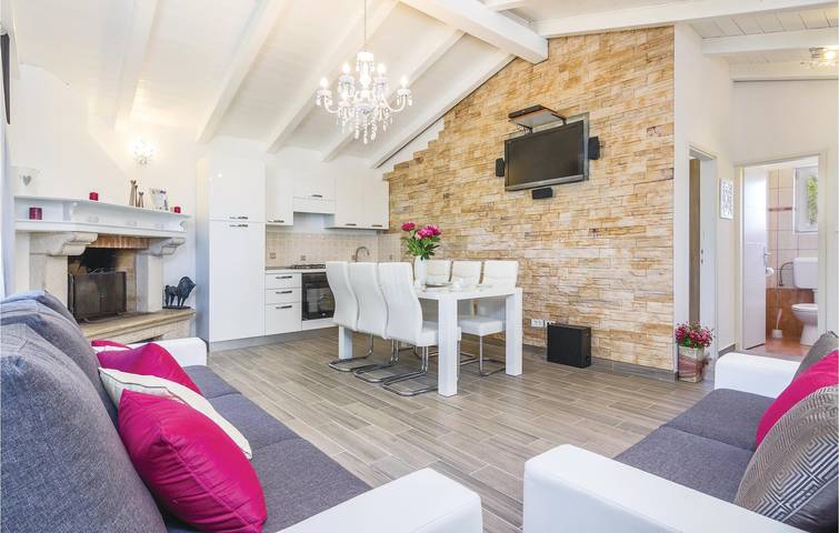 Reizende 2-Zimmer-Wohnung mit Pool, Terrasse und WLAN in Bale, Rovinj und Umgebung