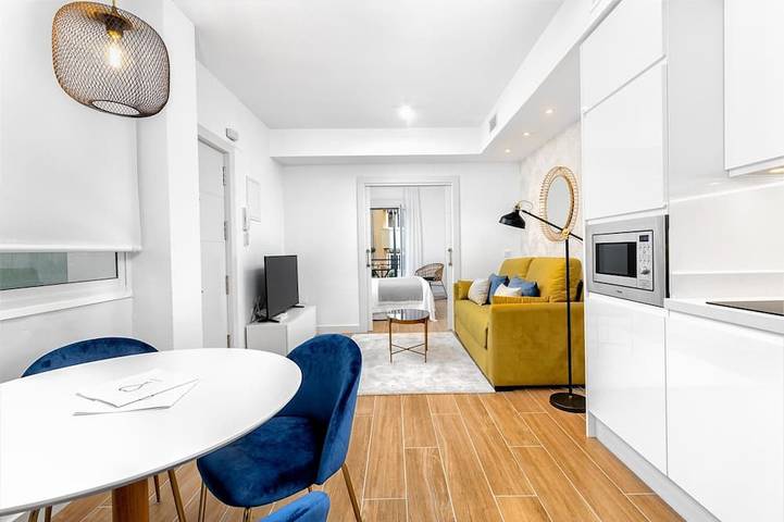 Holiday apartment for 5 people, with balcony - 1