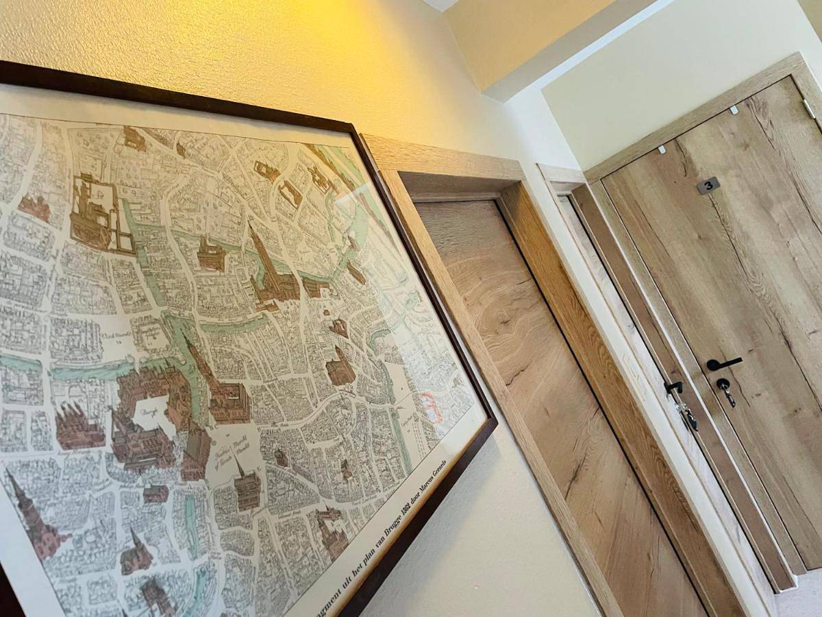Triple Room with Bathroom in Brujas, Provincia de Flandes Occidental