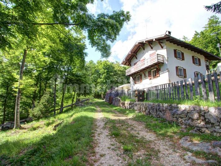 Ihre Flucht in die Natur und Ruhe in Arco, Gardasee-Berge
