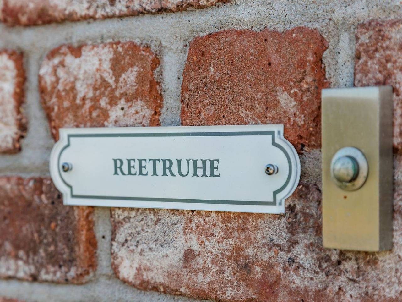Reetruhe - Ferienhaushälfte Reetruhe mit Garten und moderner Ausstattung in Borgsum in Borgsum, Föhr