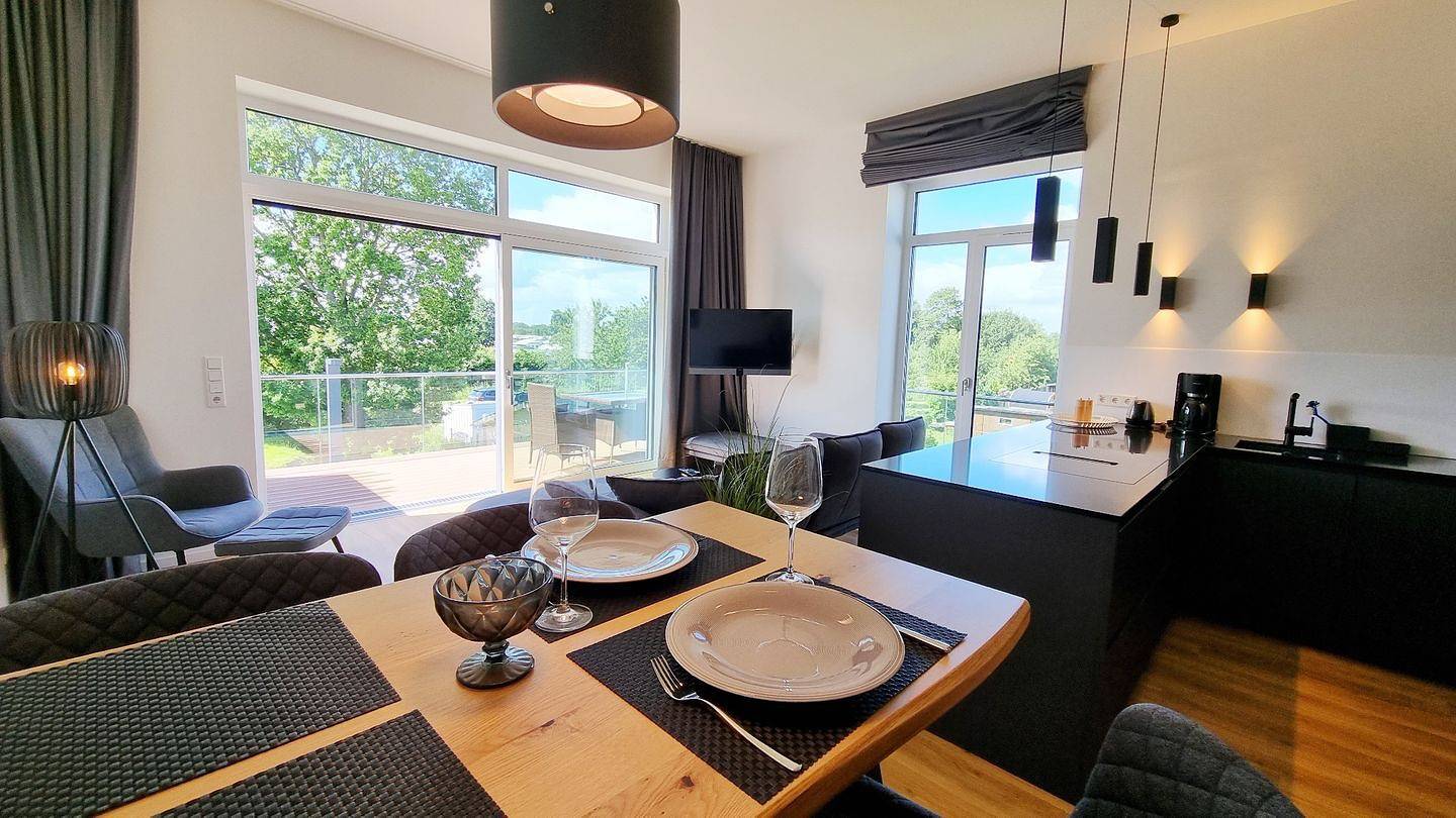 Ganze Wohnung, Ostsee Ferienwohnung Schöne Aussichten in 1. Reihe und nur 30m zum Strand in Kalifornien (Ostsee), Schönberg