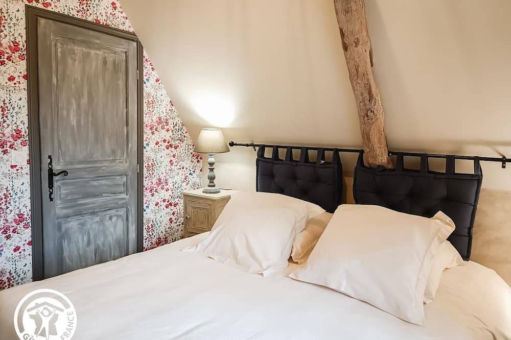Gîtes de France® - La Grangette d'Yvette with wood-fired Nordic bath in Cajarc, Quercy