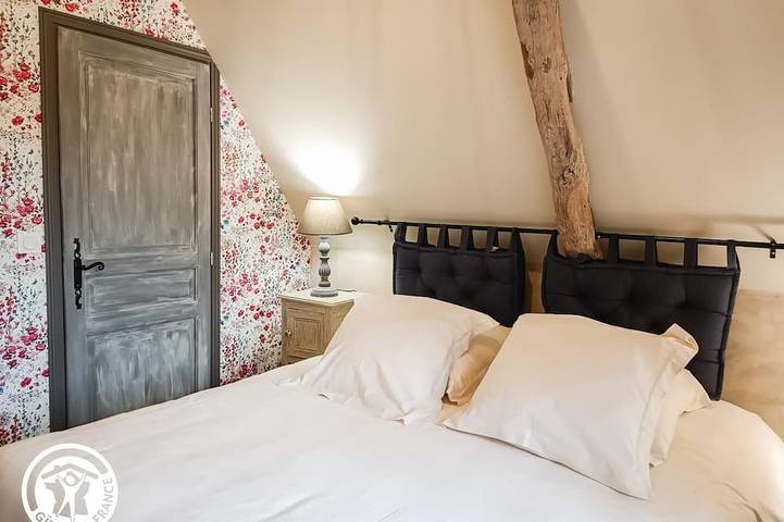 Gîtes de France® - La Grangette d'Yvette with wood-fired Nordic bath in Cajarc, Quercy