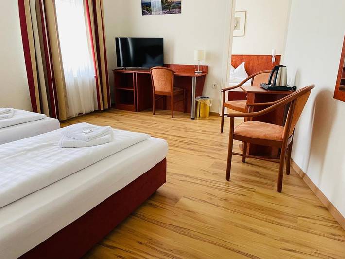 Hotel für 4 Personen, mit Garten und Ausblick in Offenbach am Main