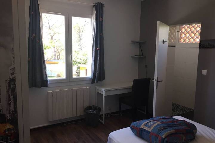 Location de vacances pour 8 personnes, avec jardin et terrasse à Meyreuil - 4