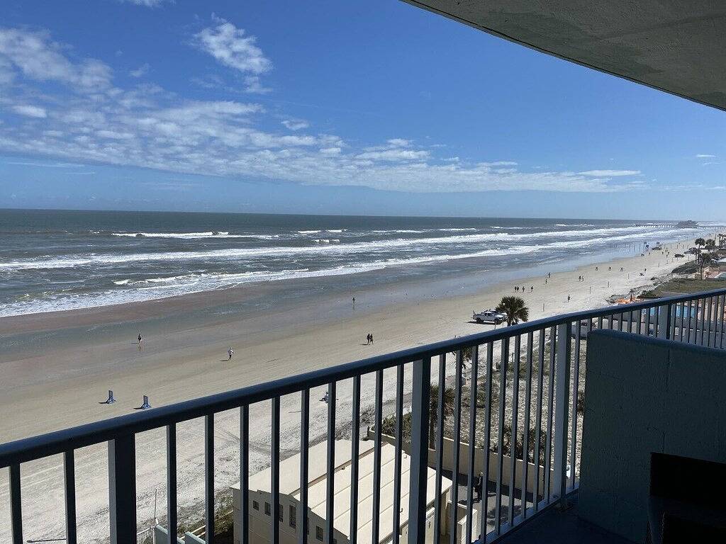 Ganze Wohnung, Direct Ocean Front Penthouse Studio zu Fuß zu viel! in Daytona Beach, Florida