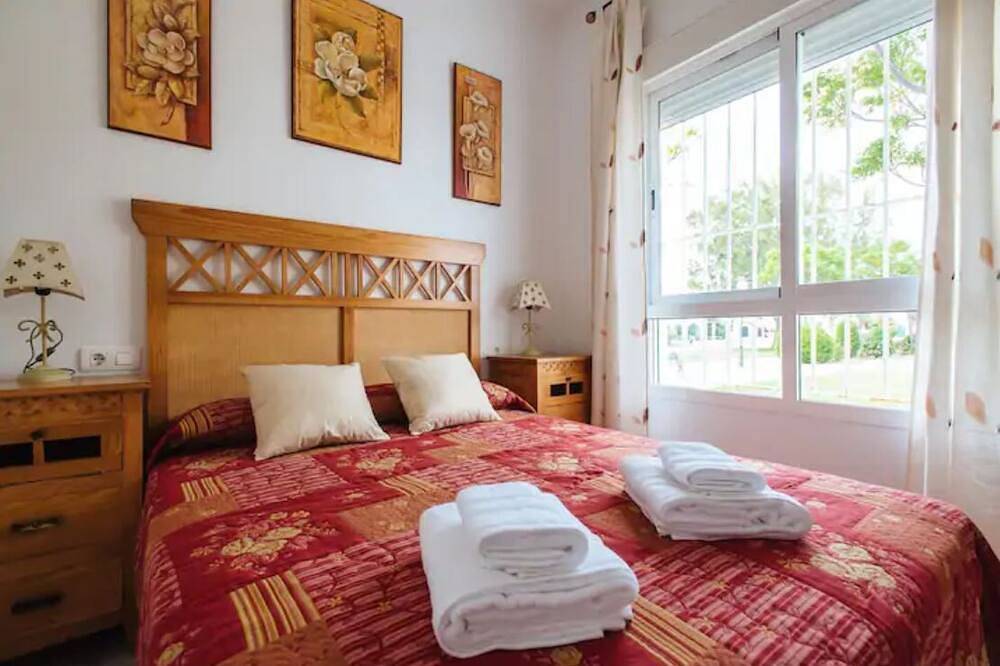 Apartamento entero, El Cantil (3 bedrooms+paddel+ 2 free parking) in Isla Cristina, Costa de la Luz