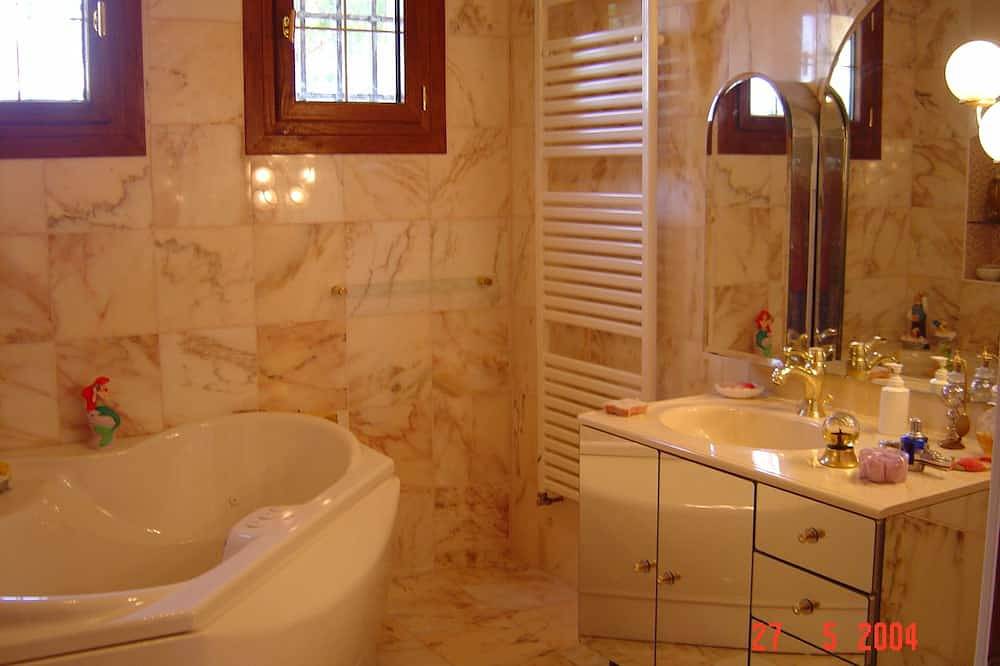 Aix en Provence personaje villa-10pers 210m2 in Cabriès, Region de Aix-en-Provence