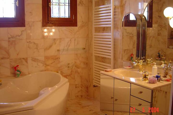 Location de vacances pour 10 personnes, avec terrasse et jardin à Cabriès - 3