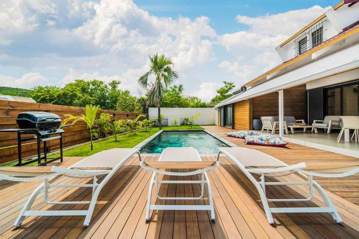 Location de vacances pour 6 personnes, avec terrasse dans Plage de Boucan Canot - 3