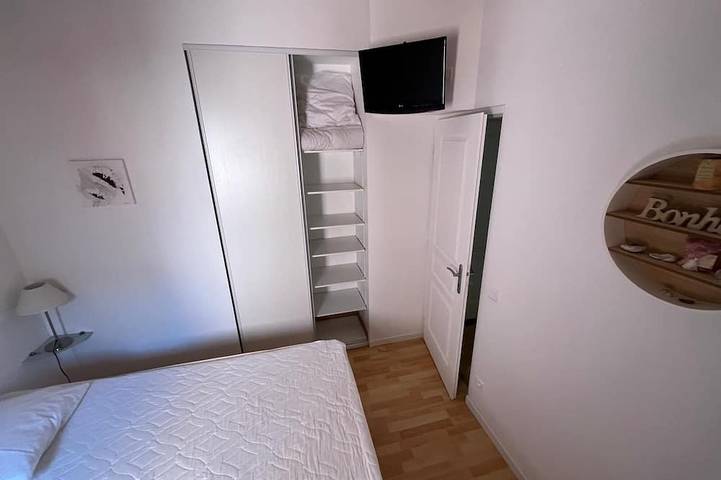 Location de vacances pour 6 personnes, avec piscine et terrasse, animaux acceptés dans Plage d'Agosta - 2