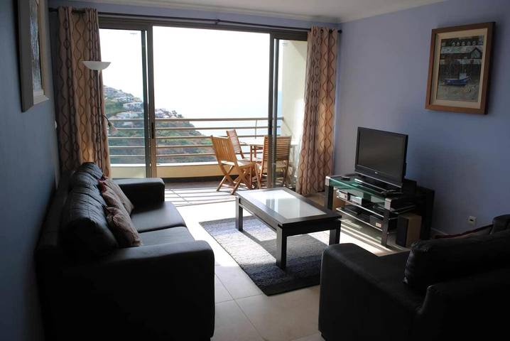 Gîte pour 4 personnes, avec balcon et piscine à Calheta - 2