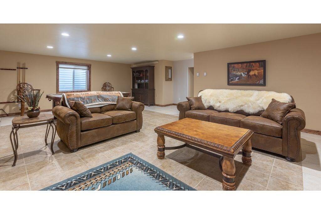 Bear Meadow Lodge: relaxing 3400 sq. ft., 6 bdm home 37 miles from Jackson Hole in Alpine Northeast, Grand Teton Nationalpark