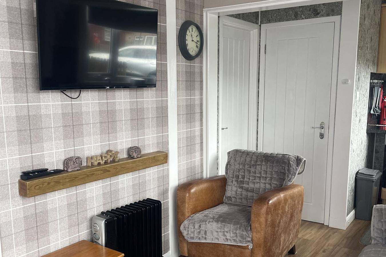 2 Bed Chalet Sleeps 4- Garden, Pets, Beach in Bridlington, East Riding of Yorkshire