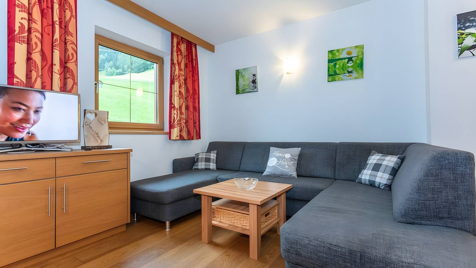 Geheel appartement, Appartement 'Ferienwohnung Pihapper' met bergzicht, gedeelde tuin en wifi in Mittersill, Pinzgau