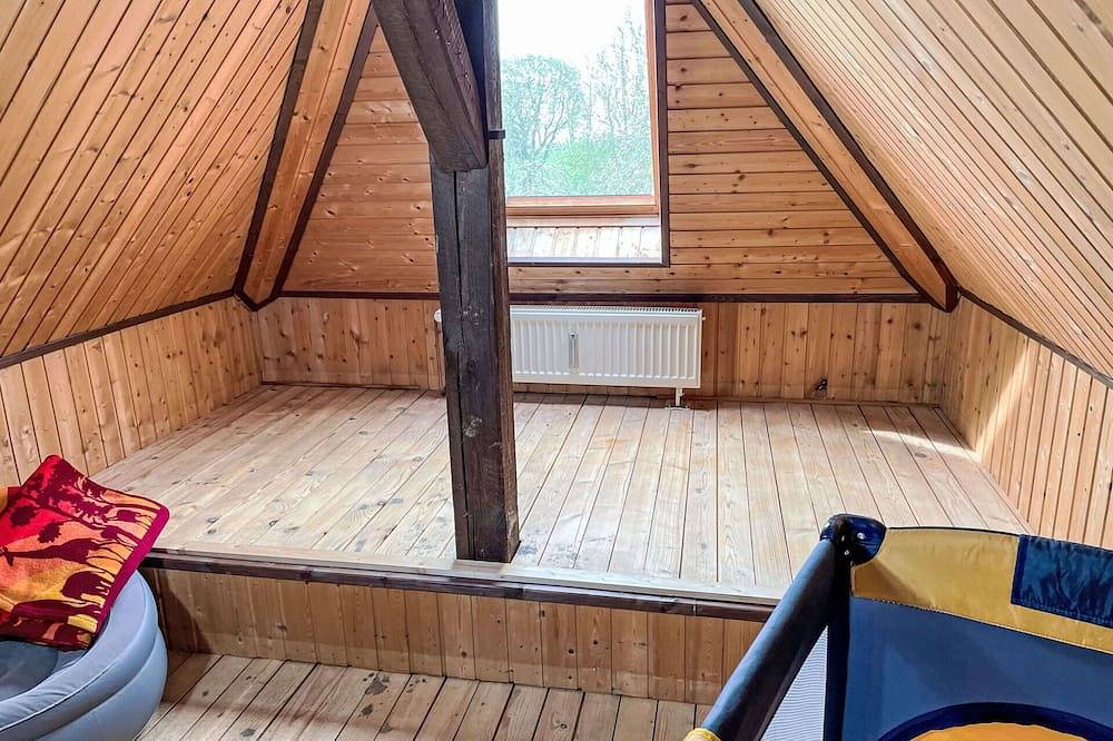 Ganze Wohnung, Angenehme Wohnung für 3 Personen mit  W-Lan, Tv, Innenhof, Haustiere erlaubt und Panoramablick in Ludwigslust-Parchim