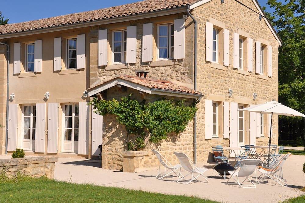 Le Four à Pain, 10 p., at the beautiful “Domaine de Vincenti” in Divajeu, Die region