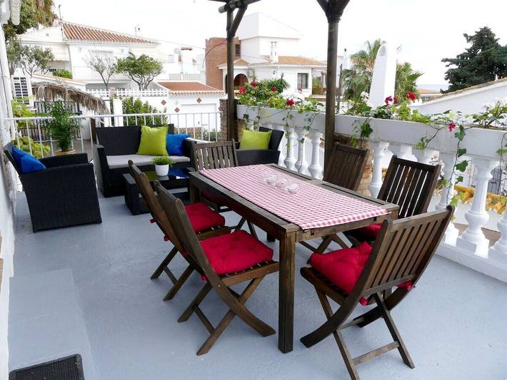Casa de vacaciones con 3 dormitorios. in Playa de Benajarafe, Vélez-Málaga