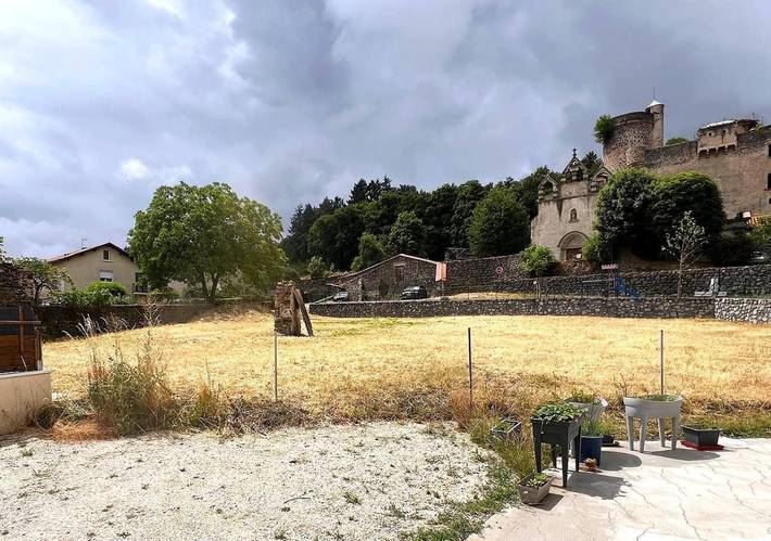 Appartement de vacances pour 4 personnes, avec terrasse ainsi que jardin et vue