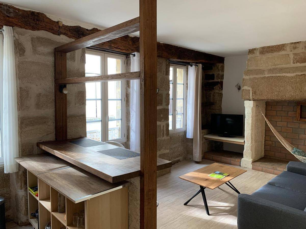 Appartement entier, Three-Bedroom Apartment in Brive-la-Gaillarde, Région de Brive-la-Gaillarde