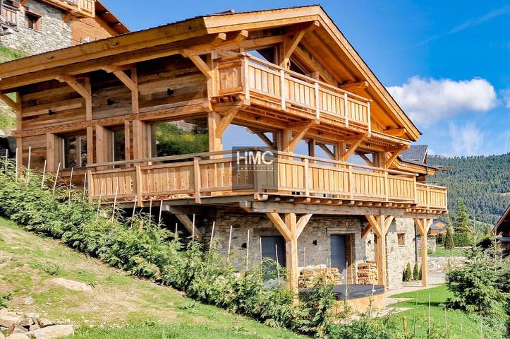 Chalet pour 12 personnes, avec jacuzzi et balcon dans les Pyrénées