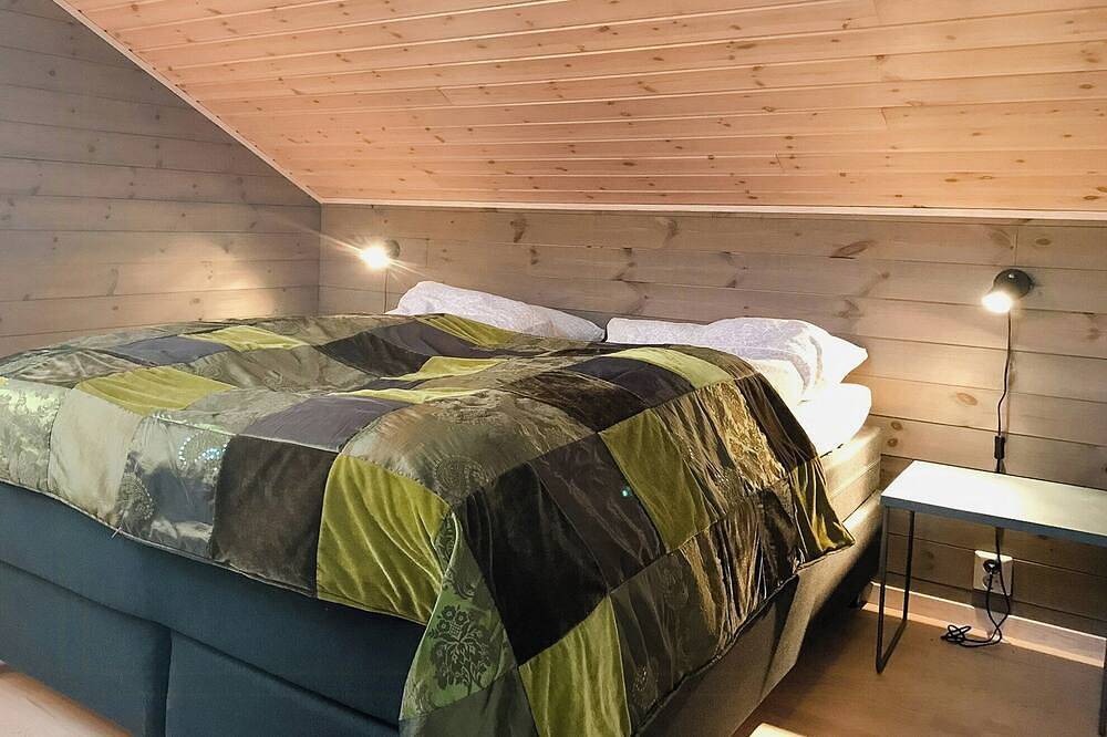 Wunderschöne Hütte inmitten einer lebhaften Tierwelt in Karlsøy