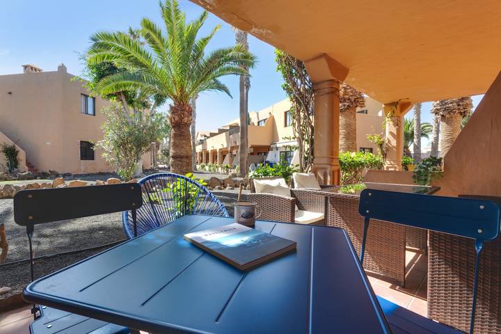 Ganze Wohnung, Ferienapartment 'Oasis Duna_Sun Fun Pool' mit Pool, privater Terrasse & Wlan in Corralejo, La Oliva