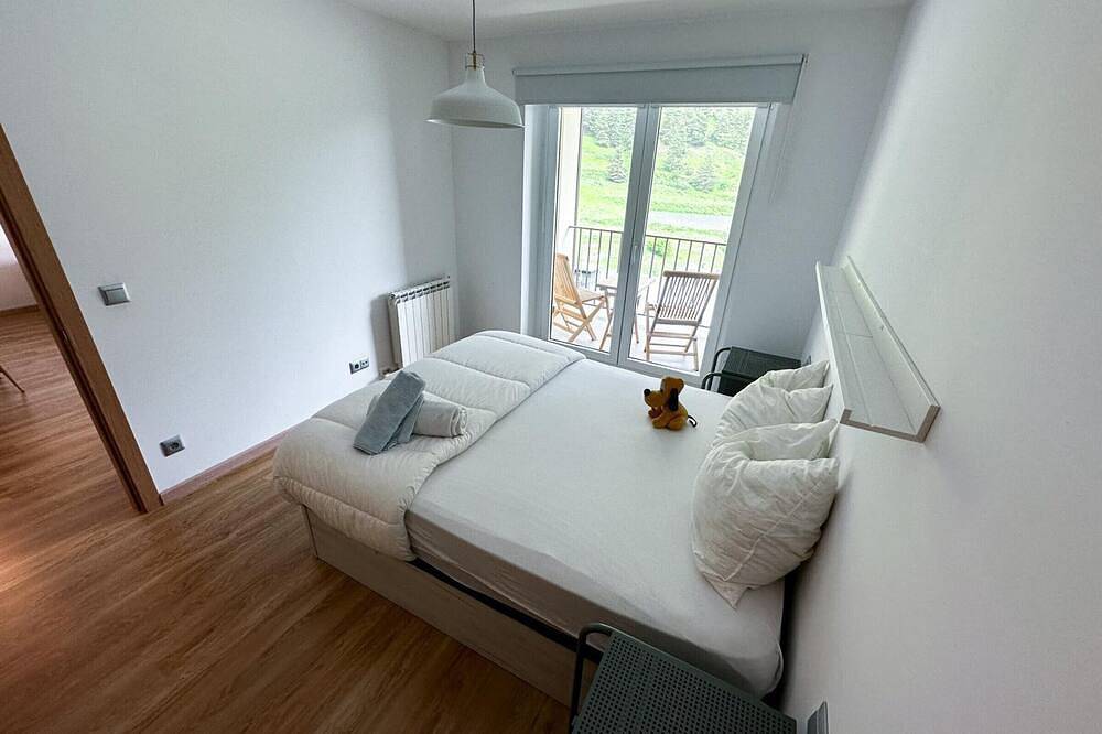 Entire apartment, 4-Person Apartment, 2 Bed, Arinsal, Parking Included in Arinsal, Pal Arinsal