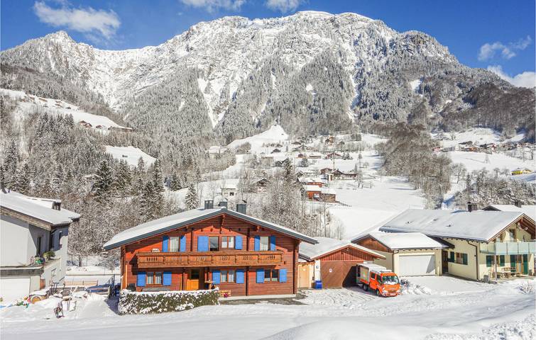 Ganze Ferienwohnung, Vermietung mit Bergblick, Parkplatz, Wi-Fi und Hochstuhl in Dalaas, Verwall
