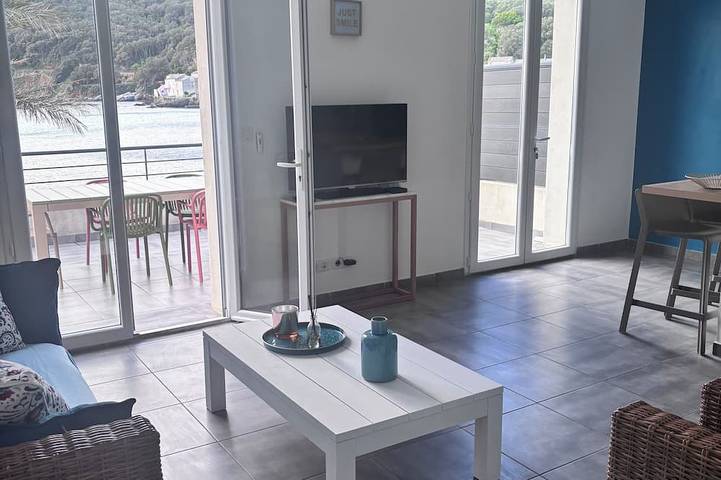 Gîte pour 6 personnes, avec terrasse dans Plage De La Marine De Meria