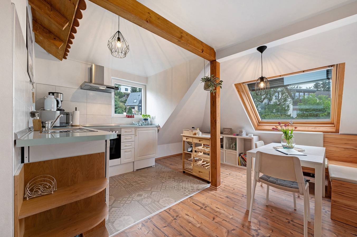 Ganze Wohnung, Ferienwohnung 'Im Rosenberg' mit privater Terrasse und Wlan in Lahnstein, Osteifel