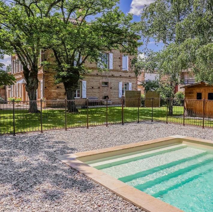 Gîte pour 12 personnes, avec jardin et piscine, animaux acceptés à Lisle-sur-Tarn - 2