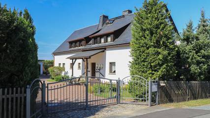 Ferienwohnung für 4 Personen, mit Terrasse und Pool in Pirna