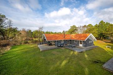 Ferienhaus für 6 Personen, mit Whirlpool und Sauna sowie Terrasse, mit Haustier in Vejers Strand