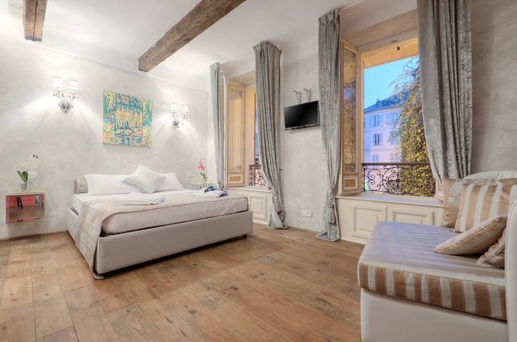 Stevam suquet in Cannes, Mediterranean Coast (France)