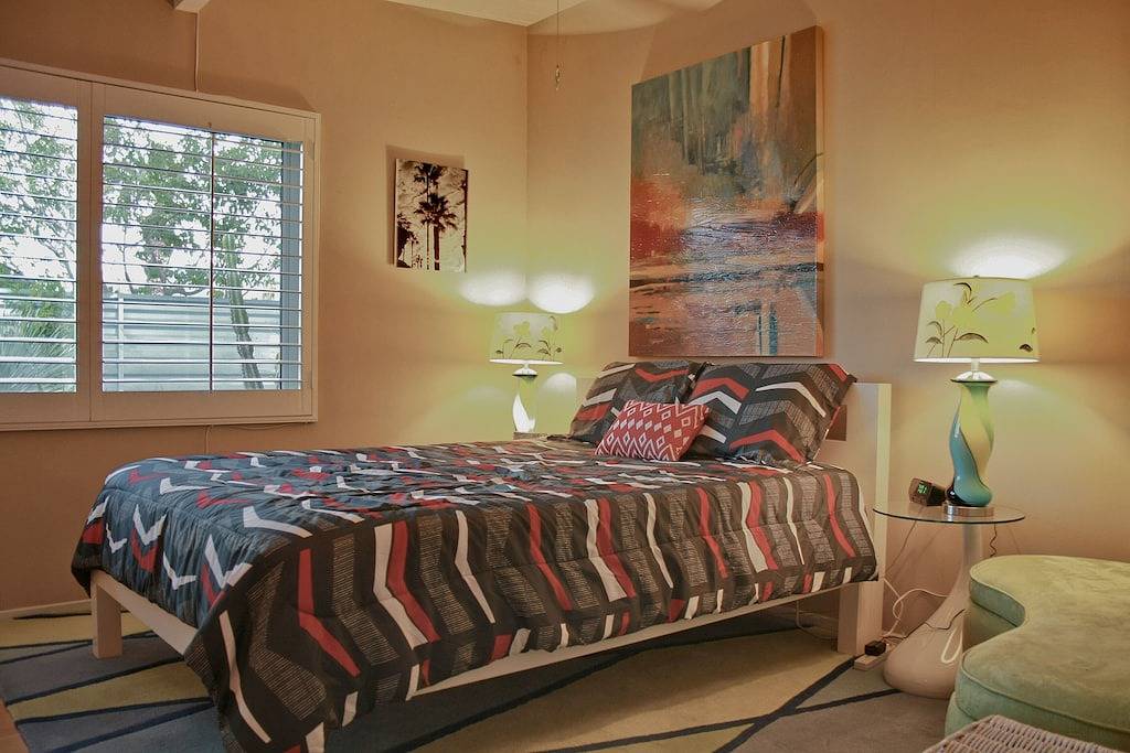 Ps-Id # 75 Martinis am Pool oder ein romantischer Kurzurlaub in Palm Springs, Coachella Valley