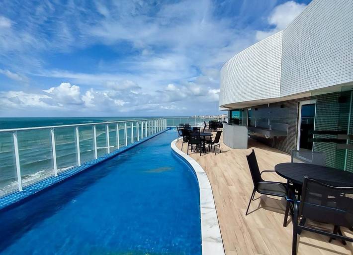 Casas e apartamentos de temporada para 2 pessoas, com piscina e balcão em Cruz das Almas