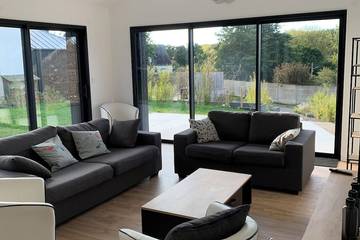 Location de vacances pour 11 personnes, avec terrasse ainsi que jardin et jacuzzi dans Plage Longchamp