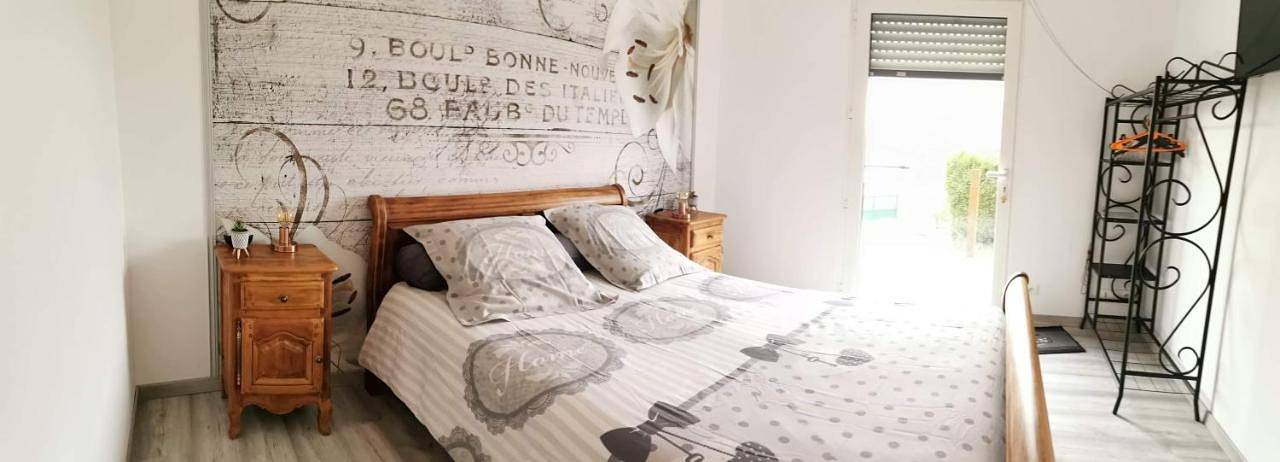 Gîte pour 2 personnes, avec jardin et terrasse, animaux acceptés à Plaintel - 2