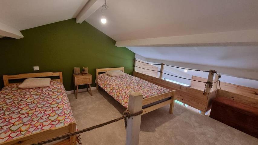 Gîte pour 4 personnes, avec vue et vue sur le lac à Puyvalador - 4