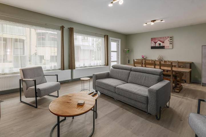 Vakantieappartement voor 5 personen, met terras in De Panne