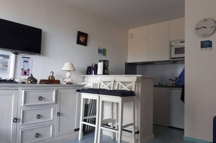 Gîte pour 2 personnes, avec jardin et balcon dans Plage de La Birochère